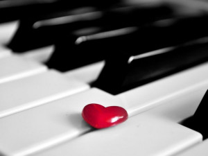 Red-Heart-on-Piano-Beautiful-Love-Wallpaper